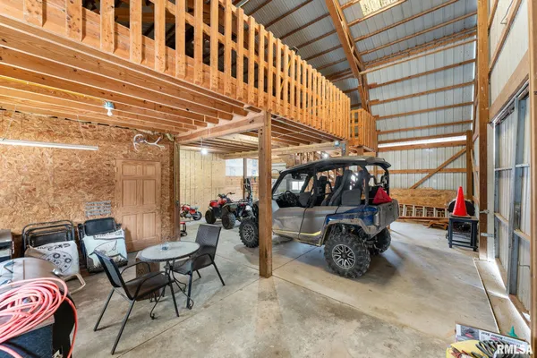 $664,500 | 1714 Knox Road 1950 East, Williamsfield, IL 61489