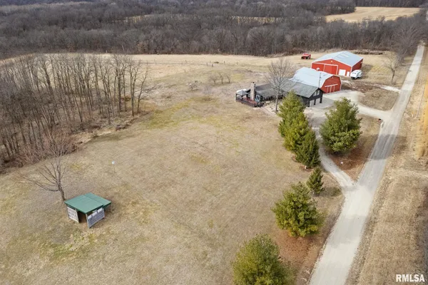 $664,500 | 1714 Knox Road 1950 East, Williamsfield, IL 61489