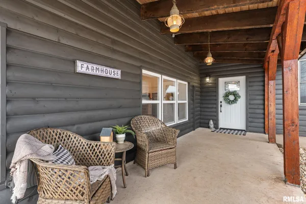 $664,500 | 1714 Knox Road 1950 East, Williamsfield, IL 61489