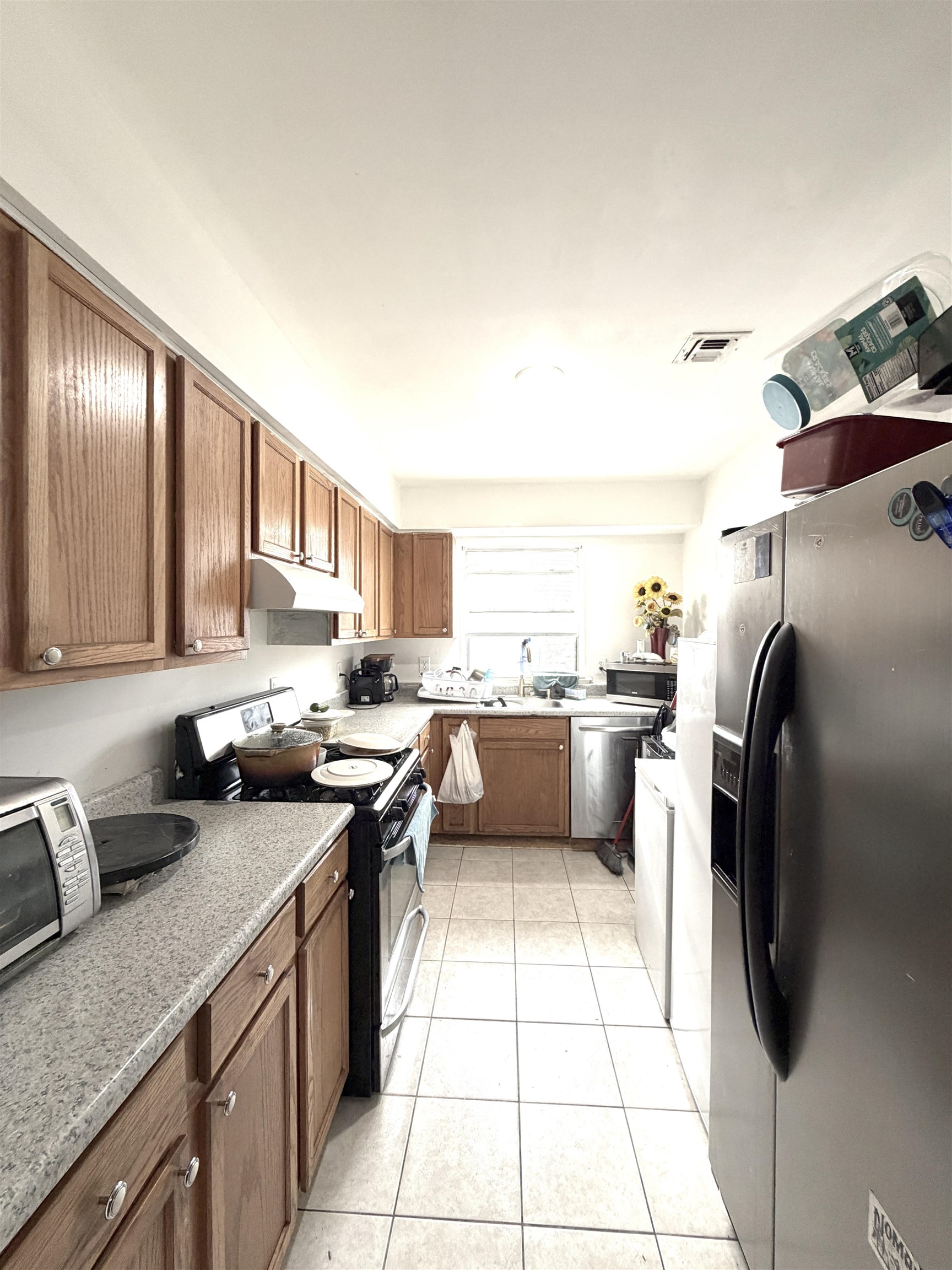 795 Secaucus Road Jersey City, NJ 07307 - Photo 13 of 30