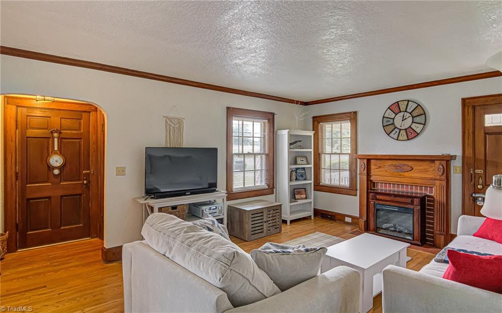 4272 High Point Road Winston-Salem, NC 27107 - Photo 12 of 31 Gallery Image 12