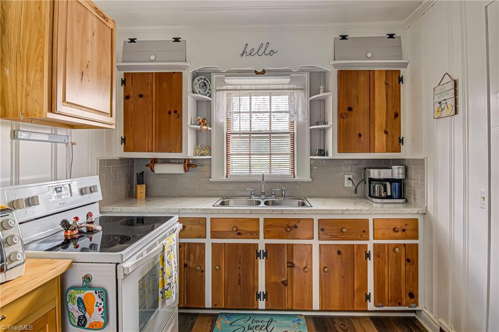 4272 High Point Road Winston-Salem, NC 27107 - Photo 16 of 31 Gallery Image 16