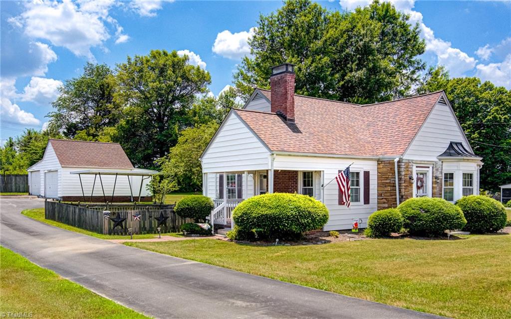 4272 High Point Road Winston-Salem, NC 27107 - Photo 2 of 31 Gallery Image 2