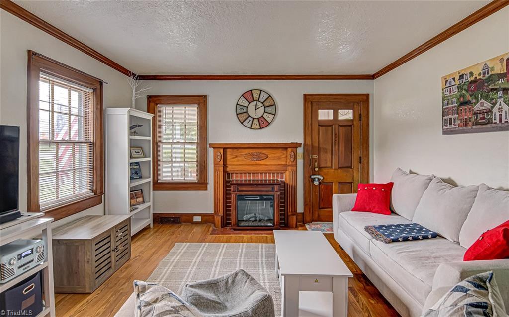 4272 High Point Road Winston-Salem, NC 27107 - Photo 7 of 31 Gallery Image 7