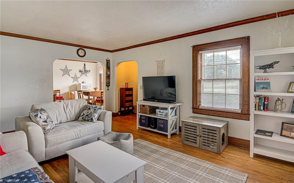 4272 High Point Road Winston-Salem, NC 27107 - Photo 10 of 31 Gallery Image 10