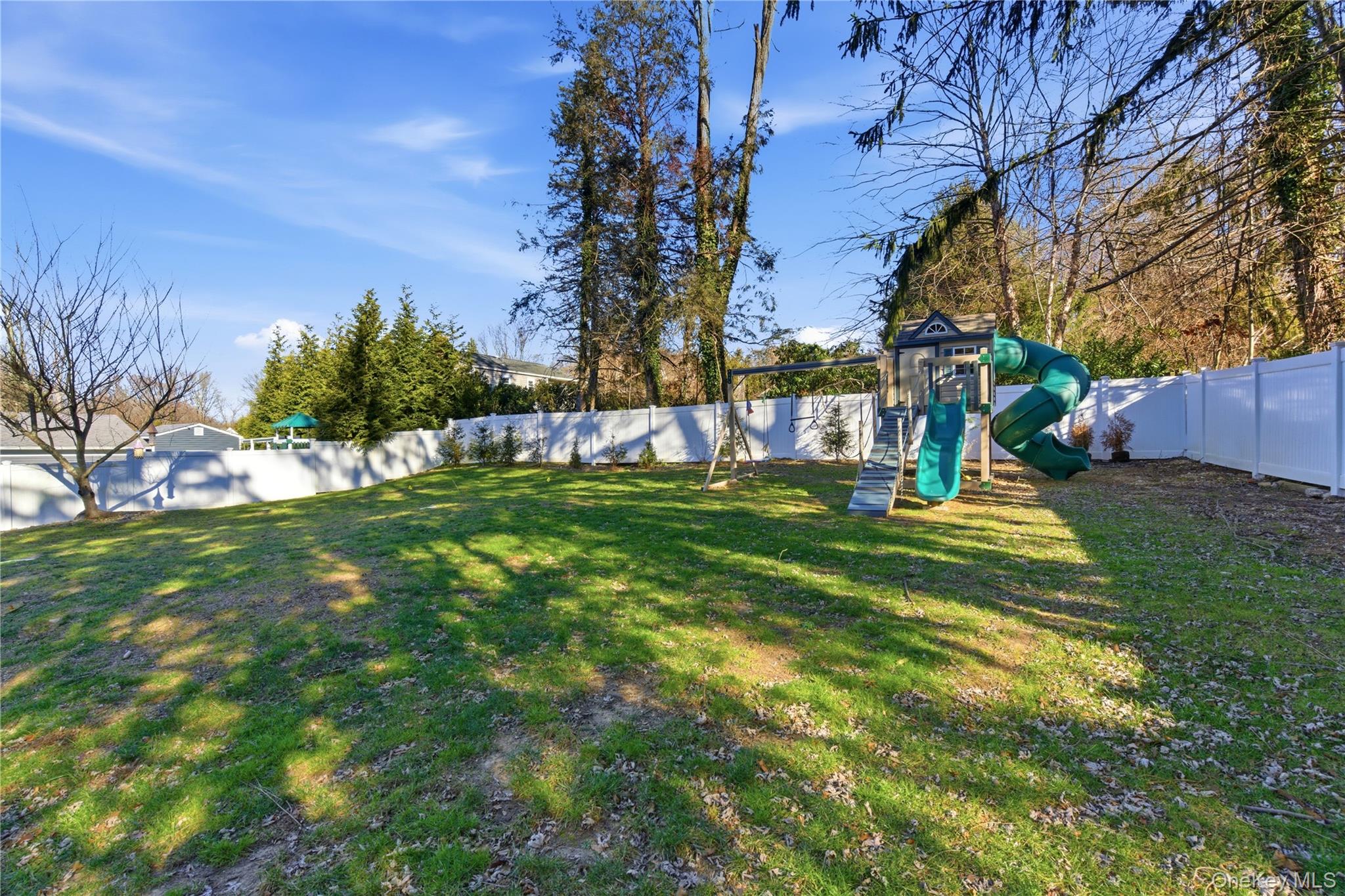 131 Turkey Lane Cold Spring Harbor, NY 11724 - Photo 21 of 24