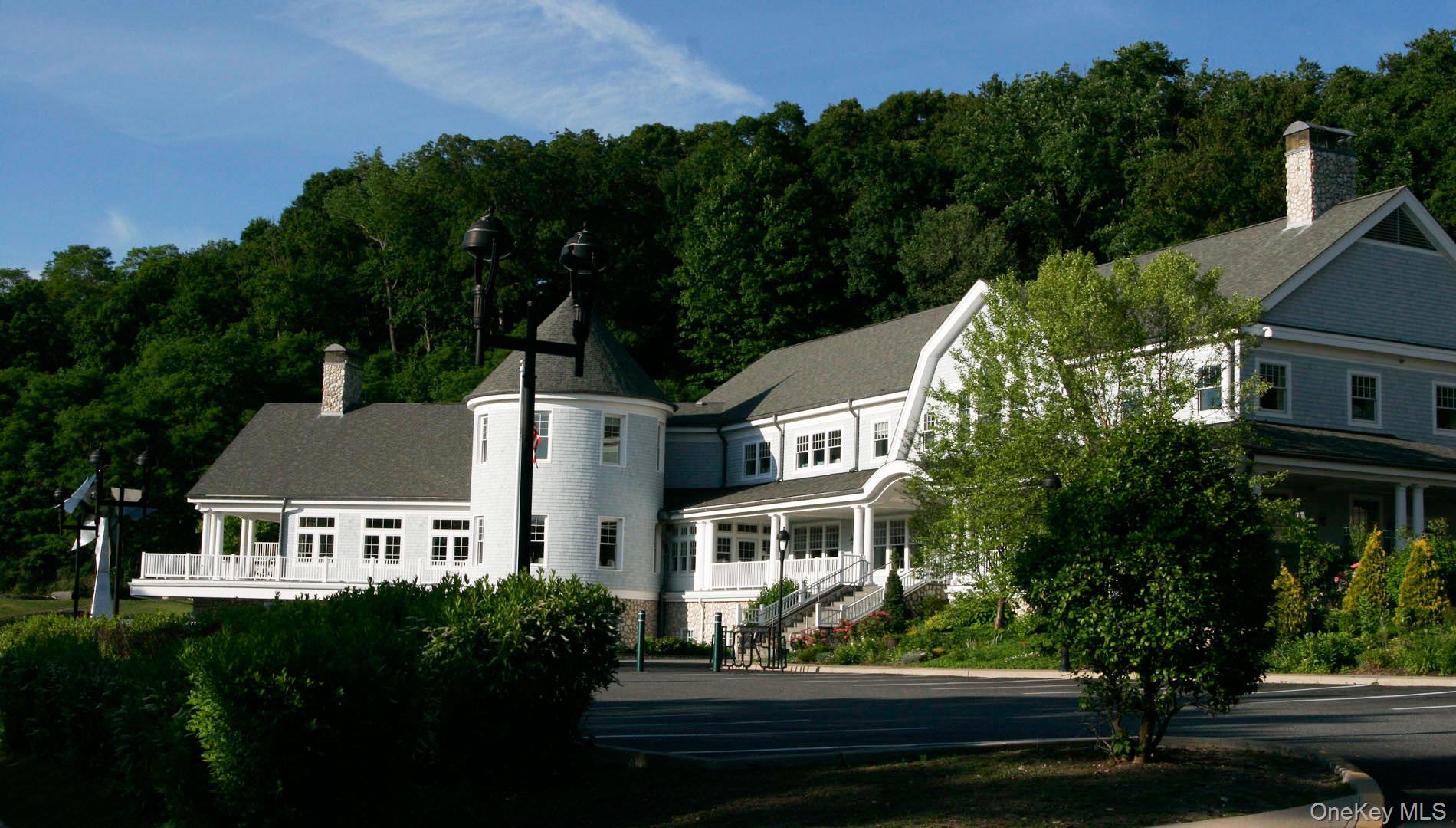 131 Turkey Lane Cold Spring Harbor, NY 11724 - Photo 22 of 24