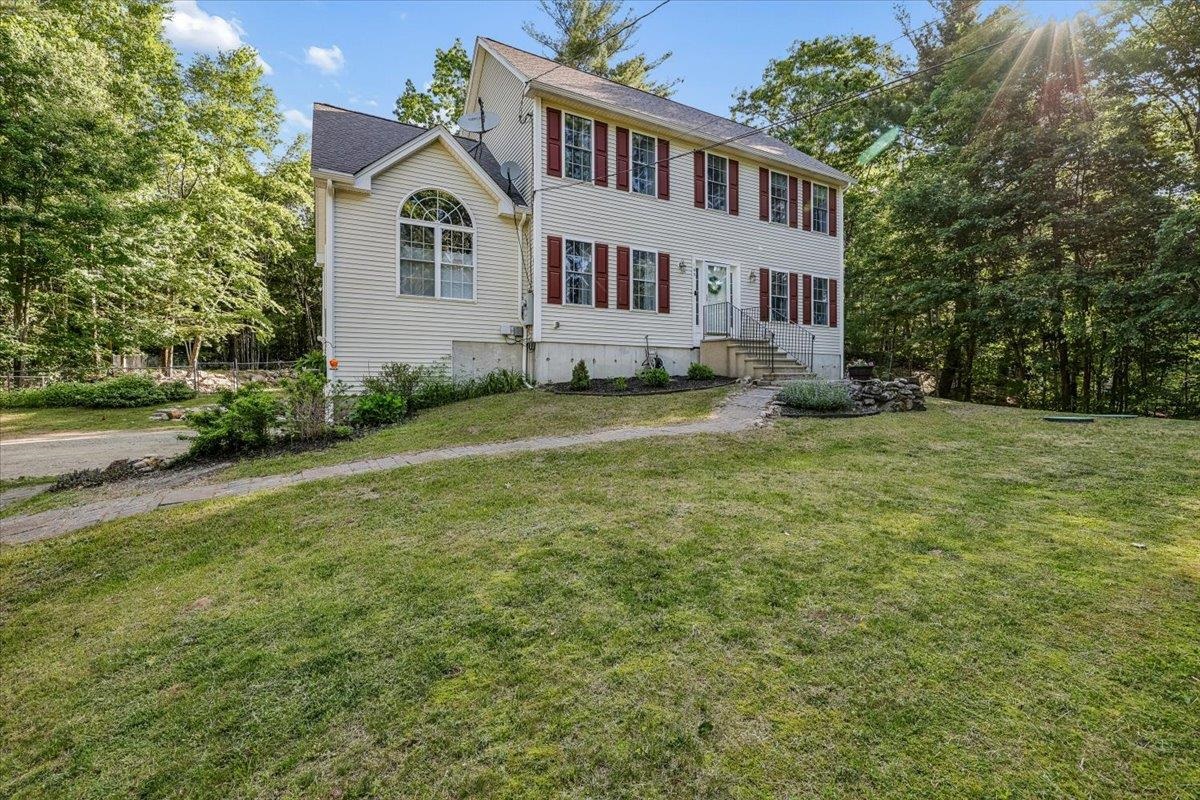 165 Governors Road Pittsfield, NH 03263 - Photo 5 of 60