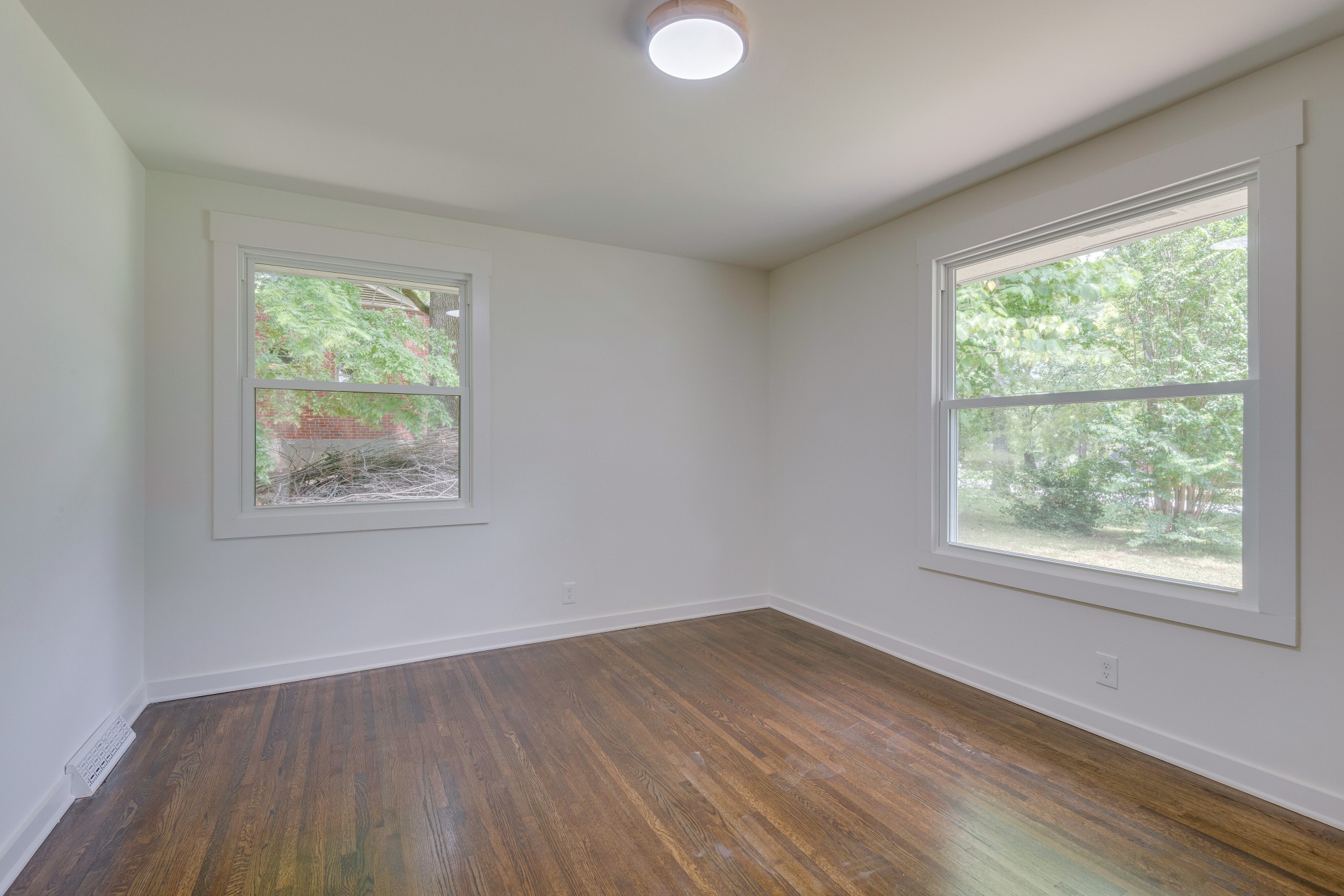 504 Vantrease Road Madison, TN 37115 - Photo 4 of 28 Gallery Image 4