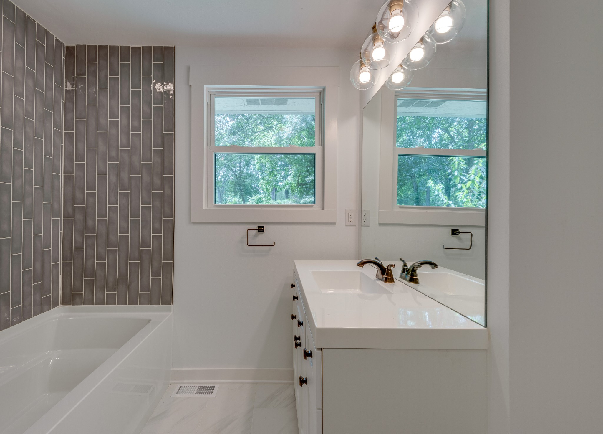 504 Vantrease Road Madison, TN 37115 - Photo 8 of 28 Gallery Image 8