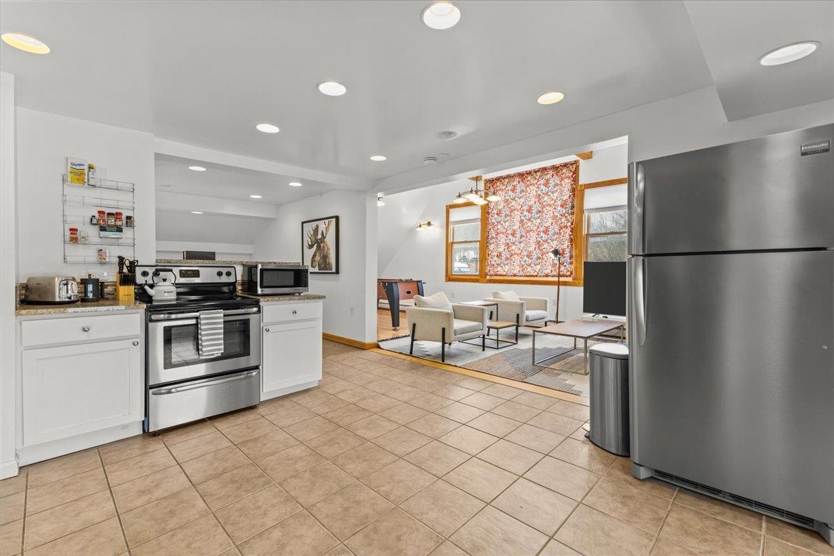 112 Main Street, Unit 7 Stowe, VT 05672 - Photo 15 of 36