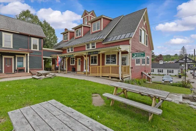 $3,000 | 112 Main Street, Unit 7, Stowe, VT 05672