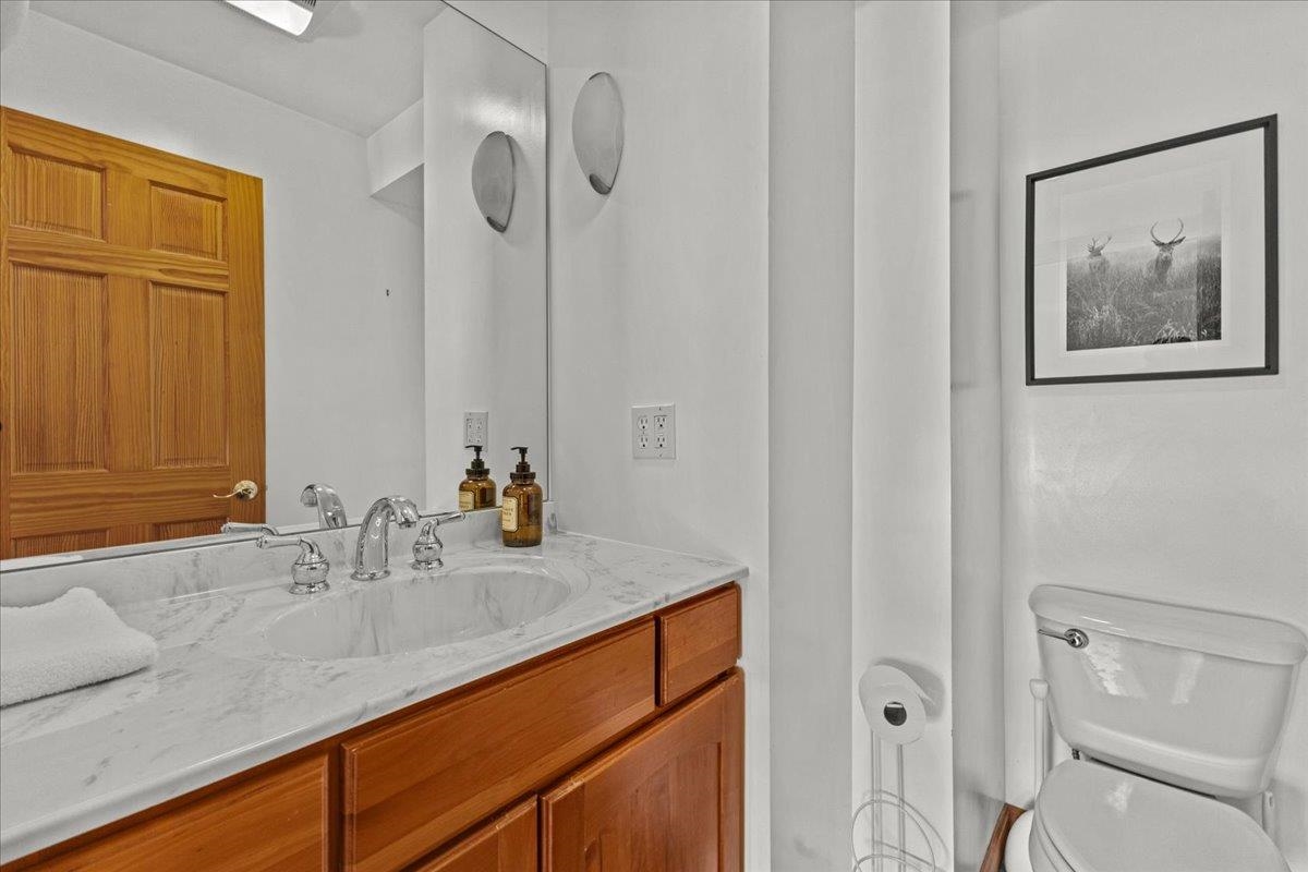 112 Main Street, Unit 7 Stowe, VT 05672 - Photo 8 of 36