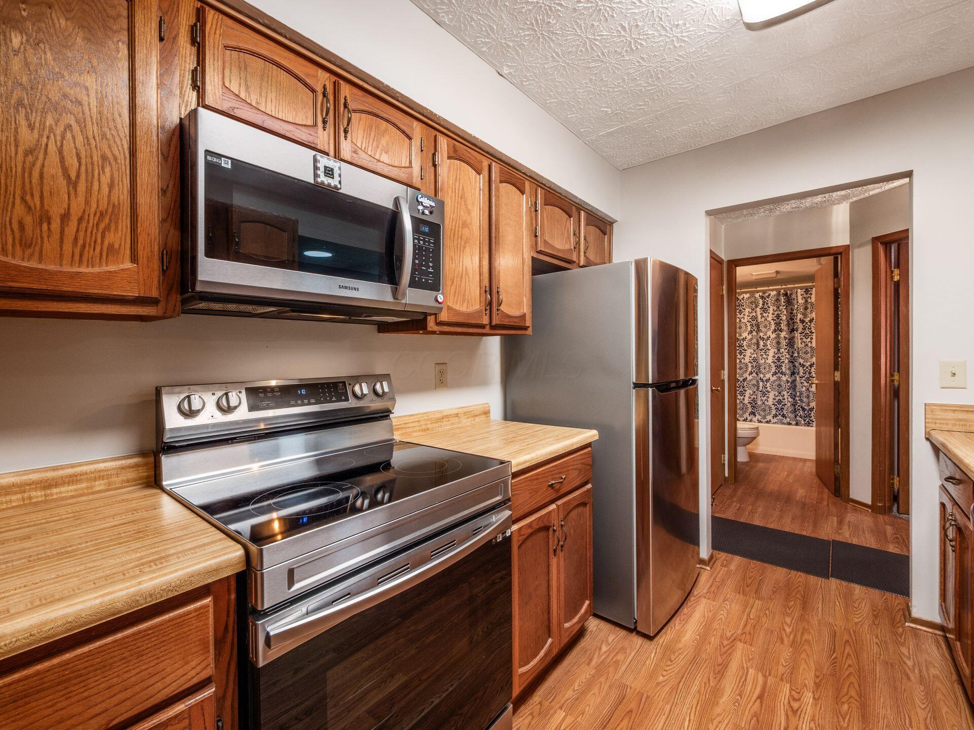 3967 Karl Road, Unit 217 Columbus, OH 43224 - Photo 14 of 31 016_a10ad7d2e_A 3967 Karl 034