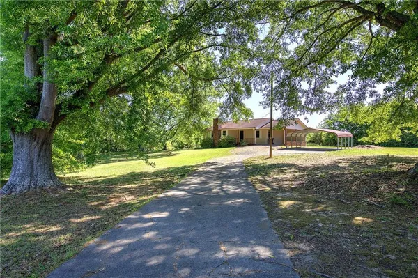 $1,500,000 | 10266 Cartersville Highway, Dallas, GA 30132
