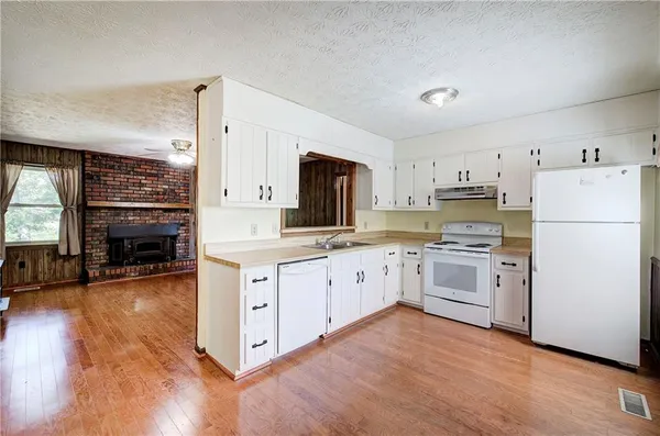 $1,500,000 | 10266 Cartersville Highway, Dallas, GA 30132