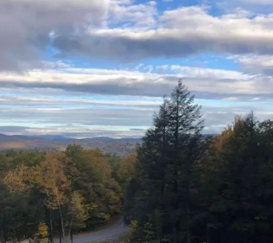 $225,000 | 463 Craney Hill Road, Henniker, NH 03242