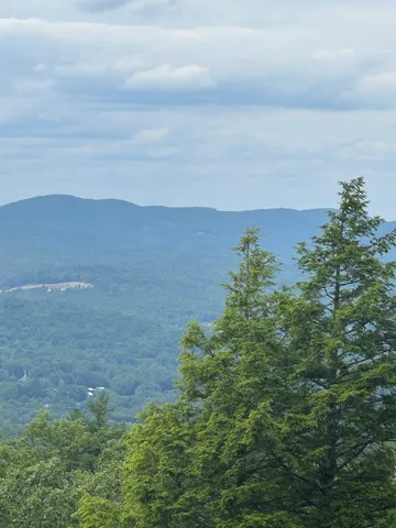 $225,000 | 463 Craney Hill Road, Henniker, NH 03242