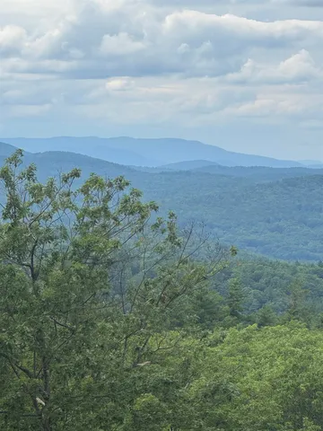 $225,000 | 463 Craney Hill Road, Henniker, NH 03242