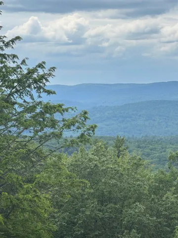 $225,000 | 463 Craney Hill Road, Henniker, NH 03242