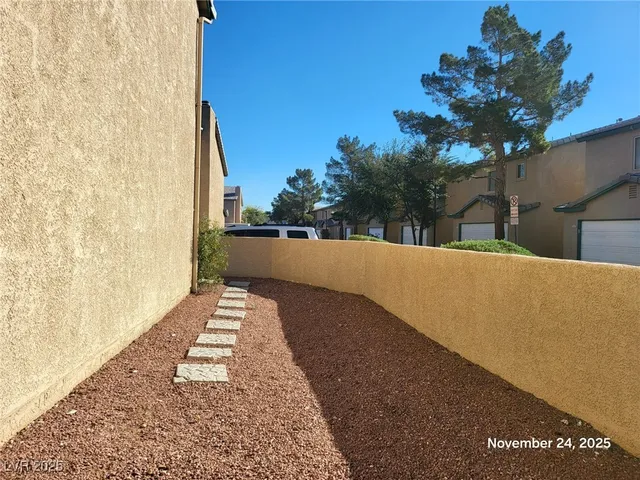 $1,850 | 5278 Sacha Way, Las Vegas, NV 89118