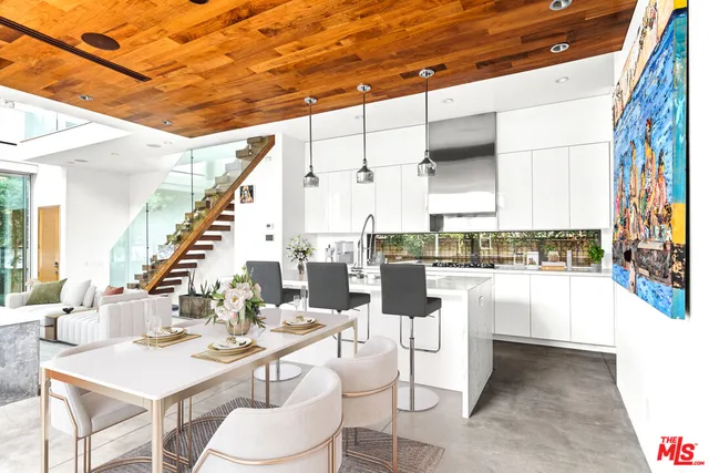 $17,000 | 524 Rialto Avenue, Venice, CA 90291