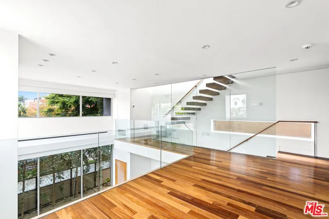 $17,000 | 524 Rialto Avenue, Venice, CA 90291