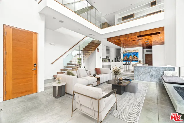 $17,000 | 524 Rialto Avenue, Venice, CA 90291