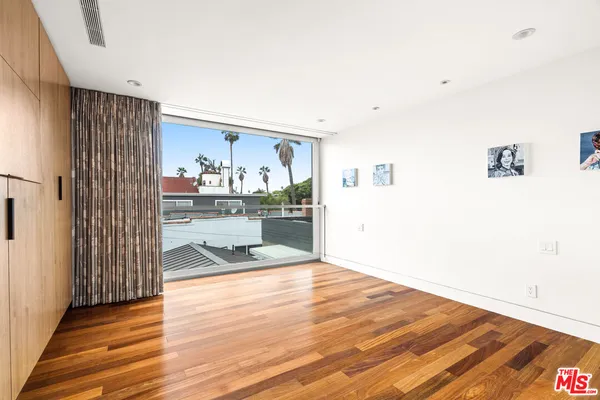 $17,000 | 524 Rialto Avenue, Venice, CA 90291