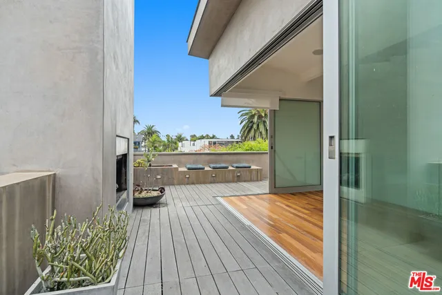 $17,000 | 524 Rialto Avenue, Venice, CA 90291