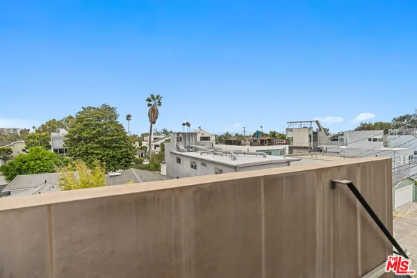 $17,000 | 524 Rialto Avenue, Venice, CA 90291