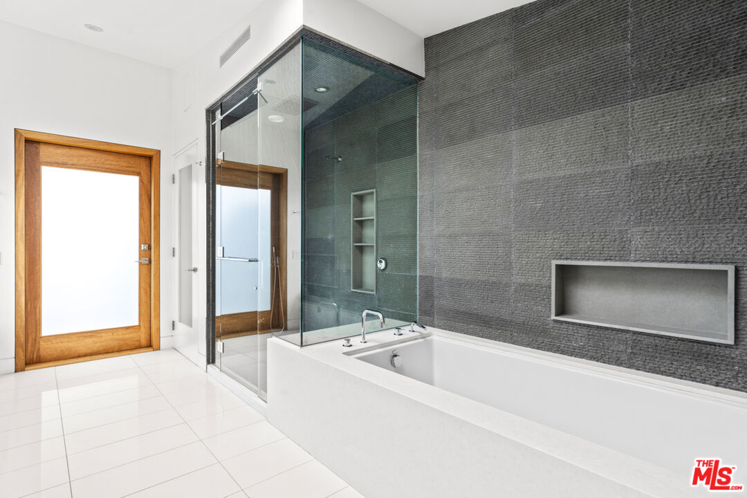 524 Rialto Avenue Venice, CA 90291 - Photo 40 of 43