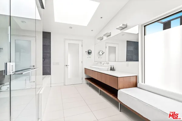 $17,000 | 524 Rialto Avenue, Venice, CA 90291