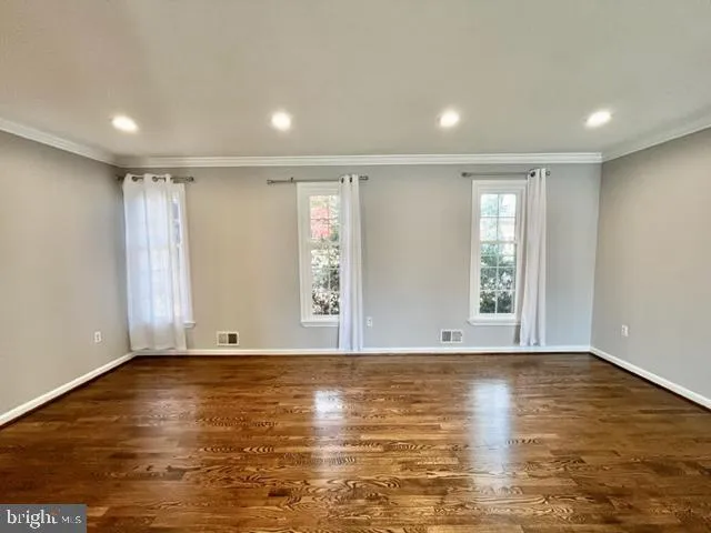 $4,100 | 12003 Titian Way, Potomac, MD 20854