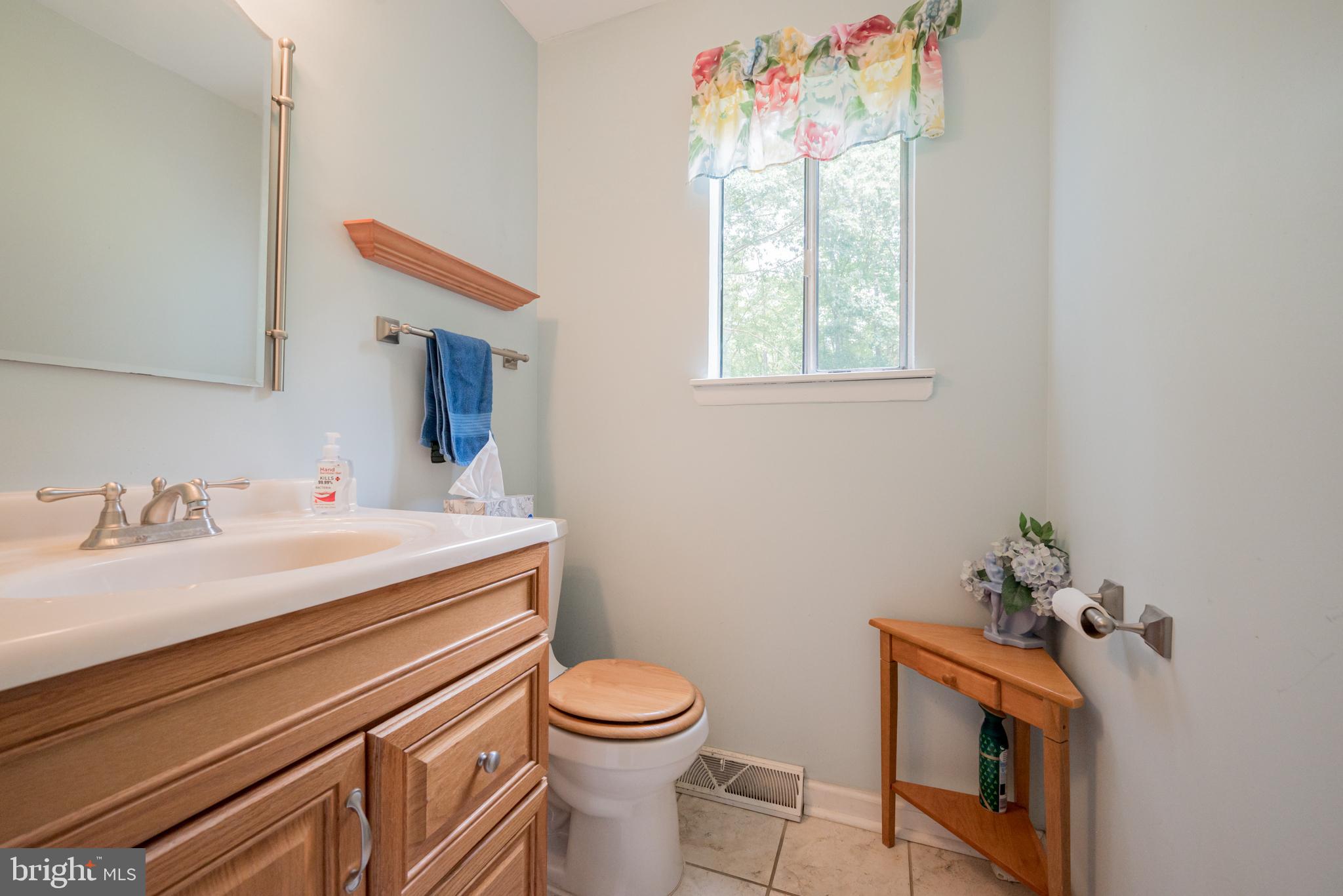 1671 Irishtown Road Elkton, MD 21921 - Photo 16 of 42 Powder Room