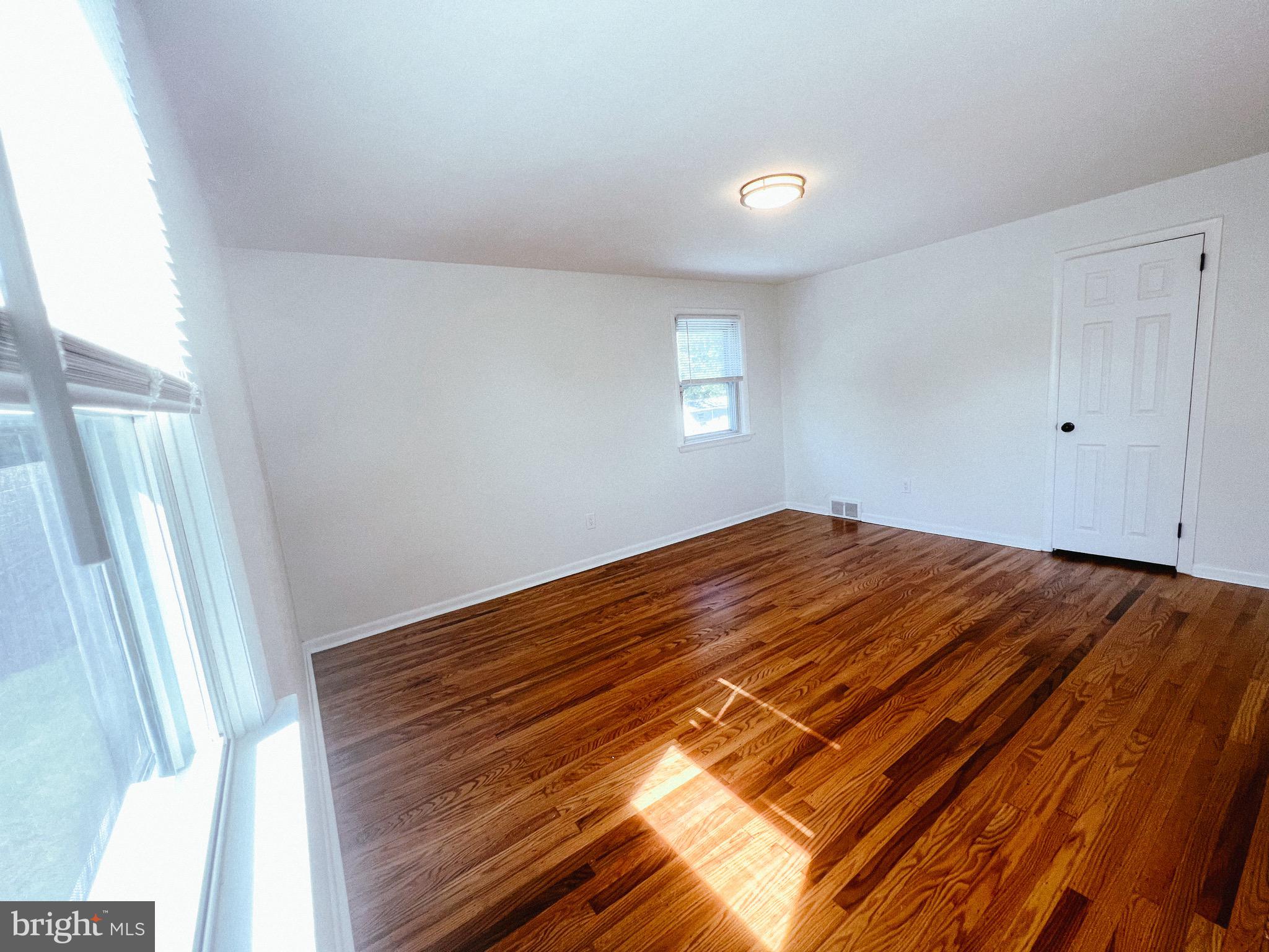 702 Glen Road Warminster, PA 18974 - Photo 17 of 38 bedroom