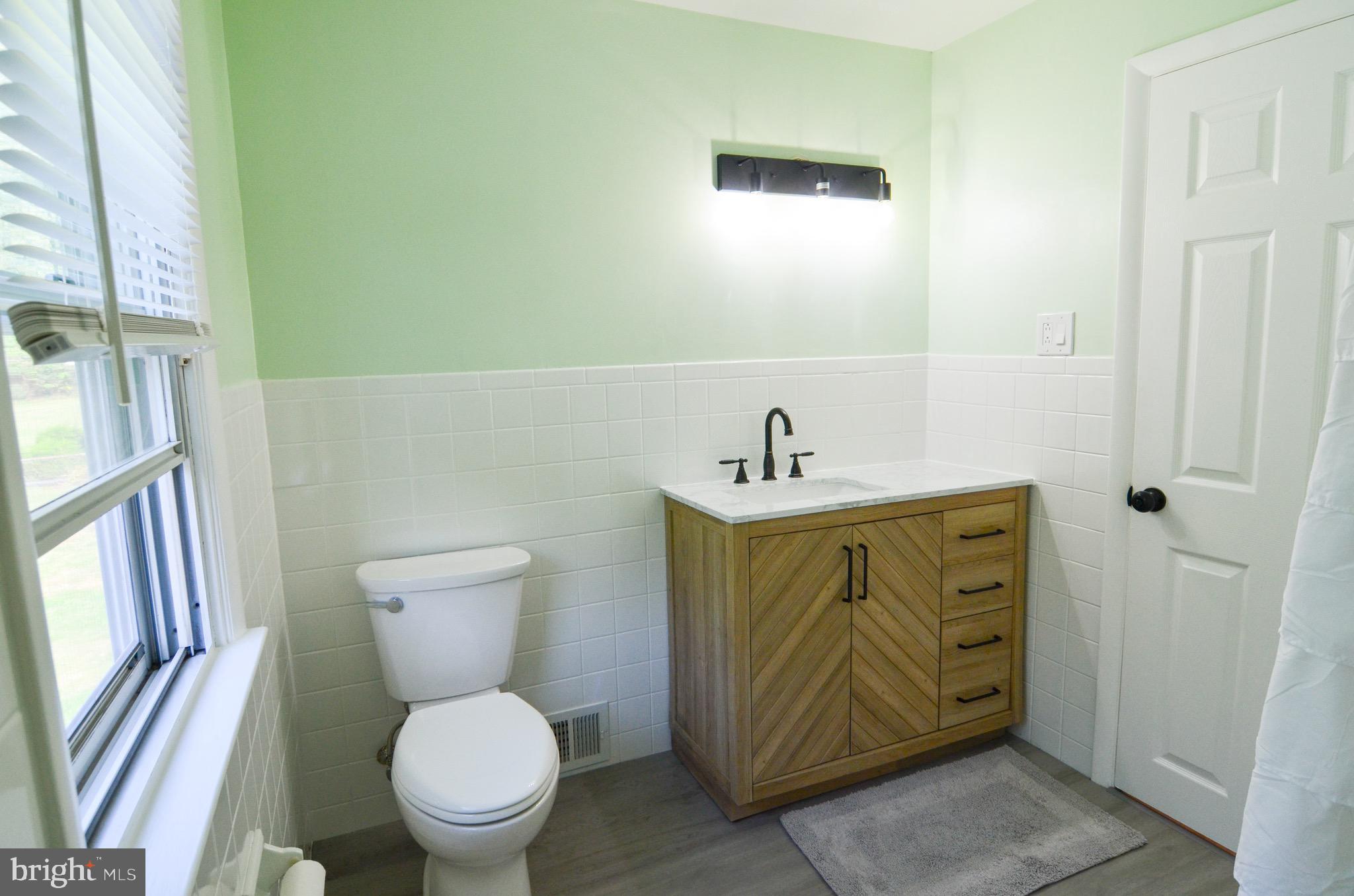 702 Glen Road Warminster, PA 18974 - Photo 22 of 38 hall bathroom