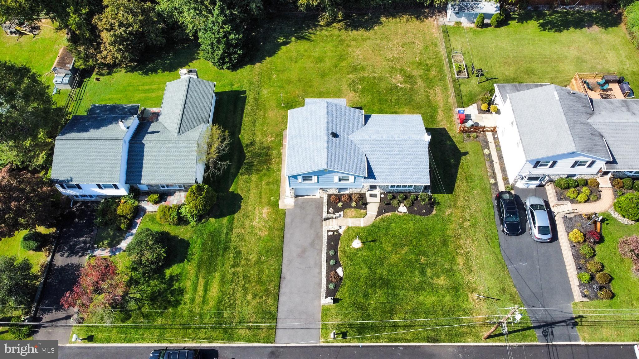 702 Glen Road Warminster, PA 18974 - Photo 36 of 38 aerial
