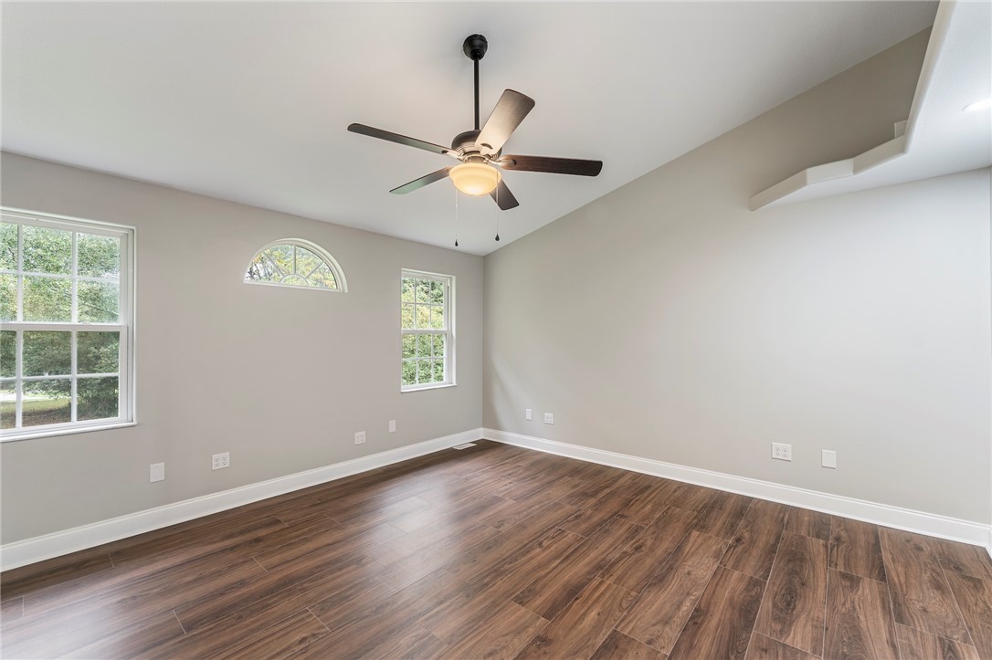 110 Hatcher Road Townville, SC 29689 - Photo 25 of 48 downstairs bedroom 2