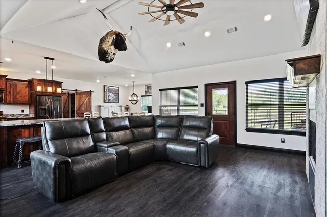 $630,599 | 403 Polk Road, Bowie, TX 76230