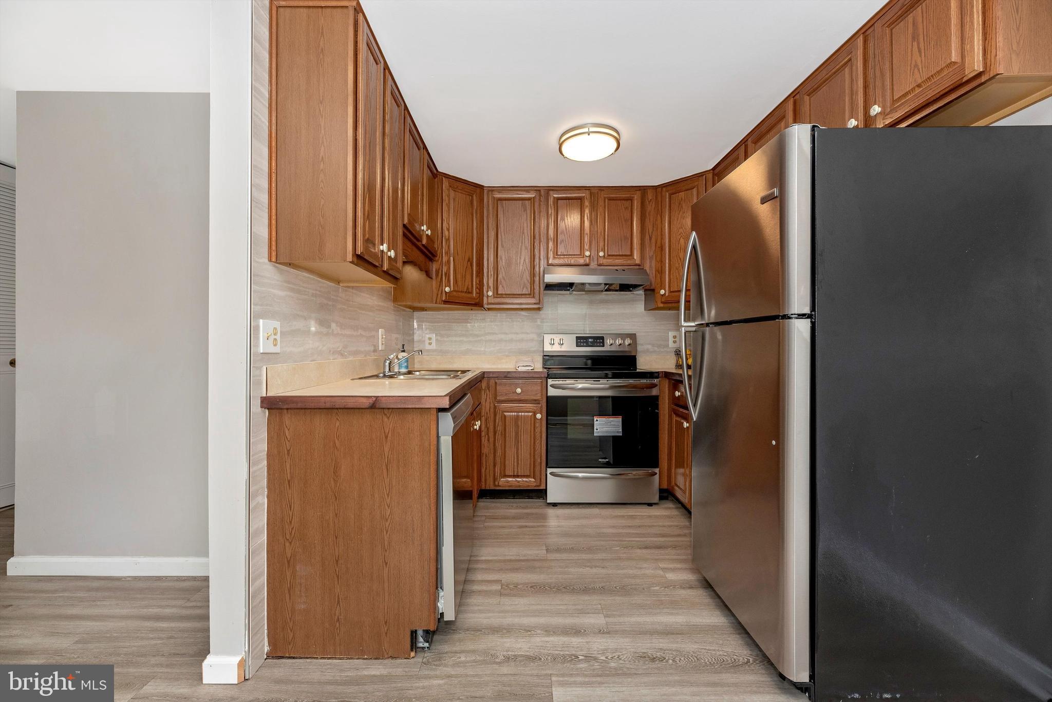 17531 Kohlhoss Road Poolesville, MD 20837 - Photo 6 of 53