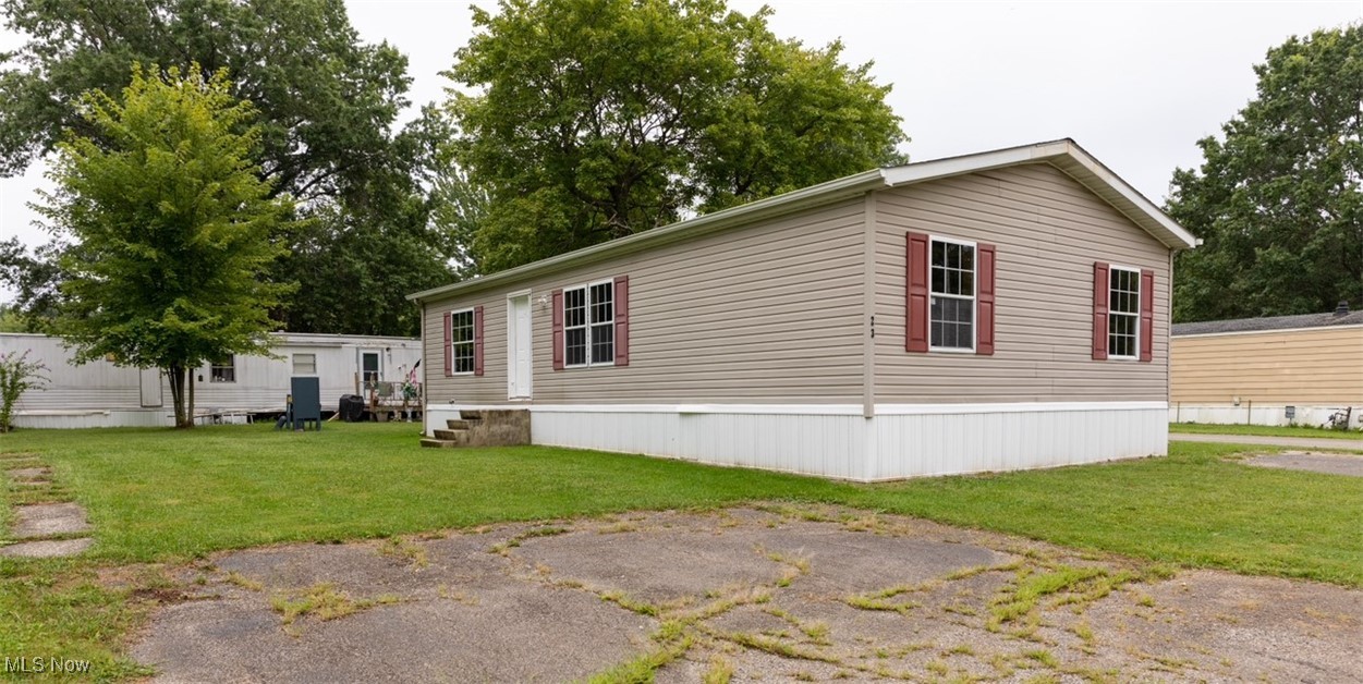 3583 Austin Road, Unit 23 Geneva, OH 44041 - Photo 2 of 18