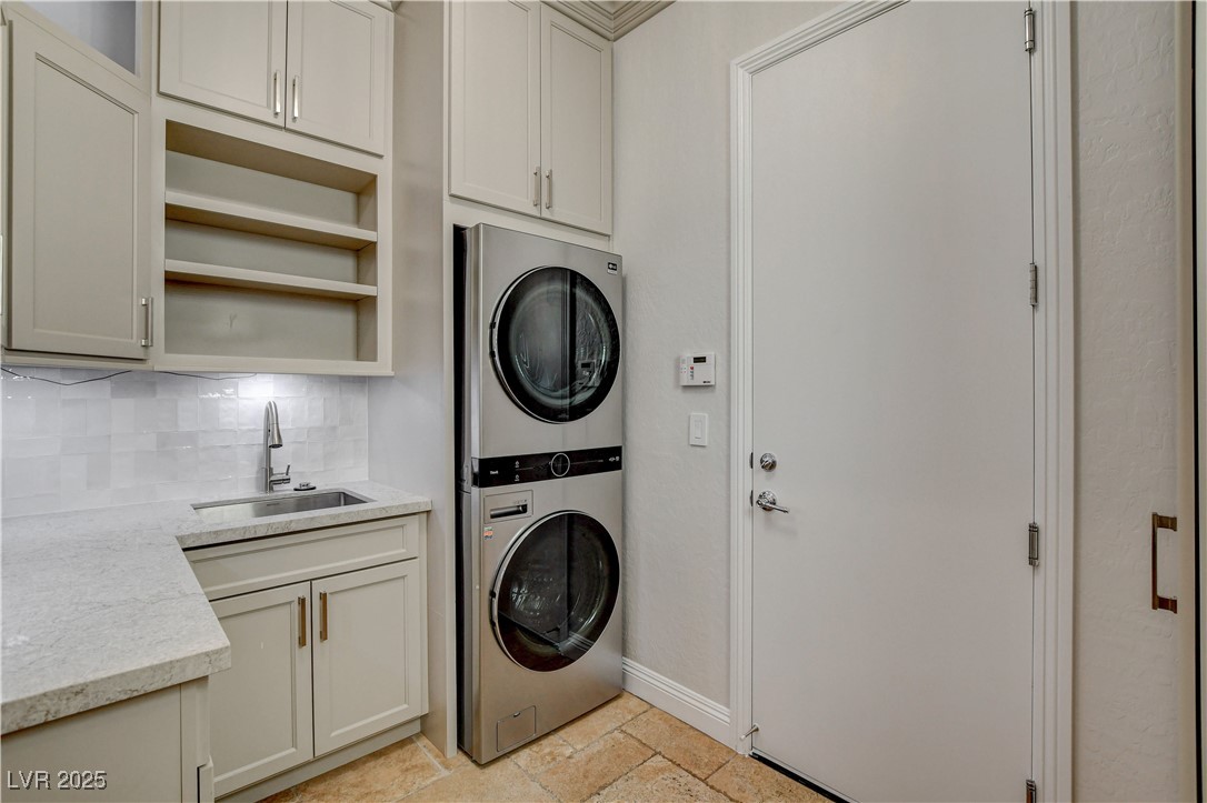 2172 De Rouge Avenue Henderson, NV 89044 - Photo 42 of 48