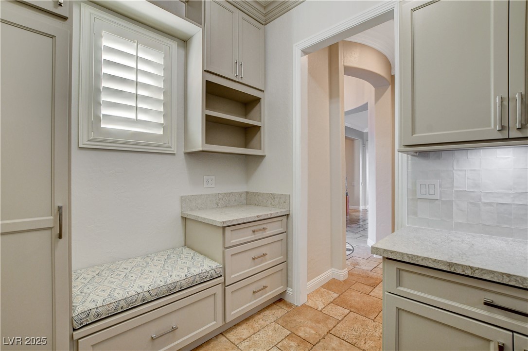 2172 De Rouge Avenue Henderson, NV 89044 - Photo 43 of 48