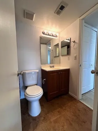 $1,250 | 6110 Curry Ford Road, Unit 117, Orlando, FL 32822