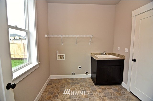 14911 Benton Loop Sumner, WA 98390 - Photo 15 of 25 Gallery Image 15