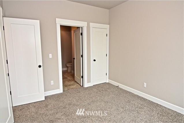 14911 Benton Loop Sumner, WA 98390 - Photo 5 of 25 Gallery Image 5