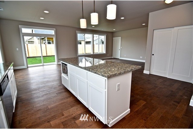 14911 Benton Loop Sumner, WA 98390 - Photo 10 of 25 Gallery Image 10