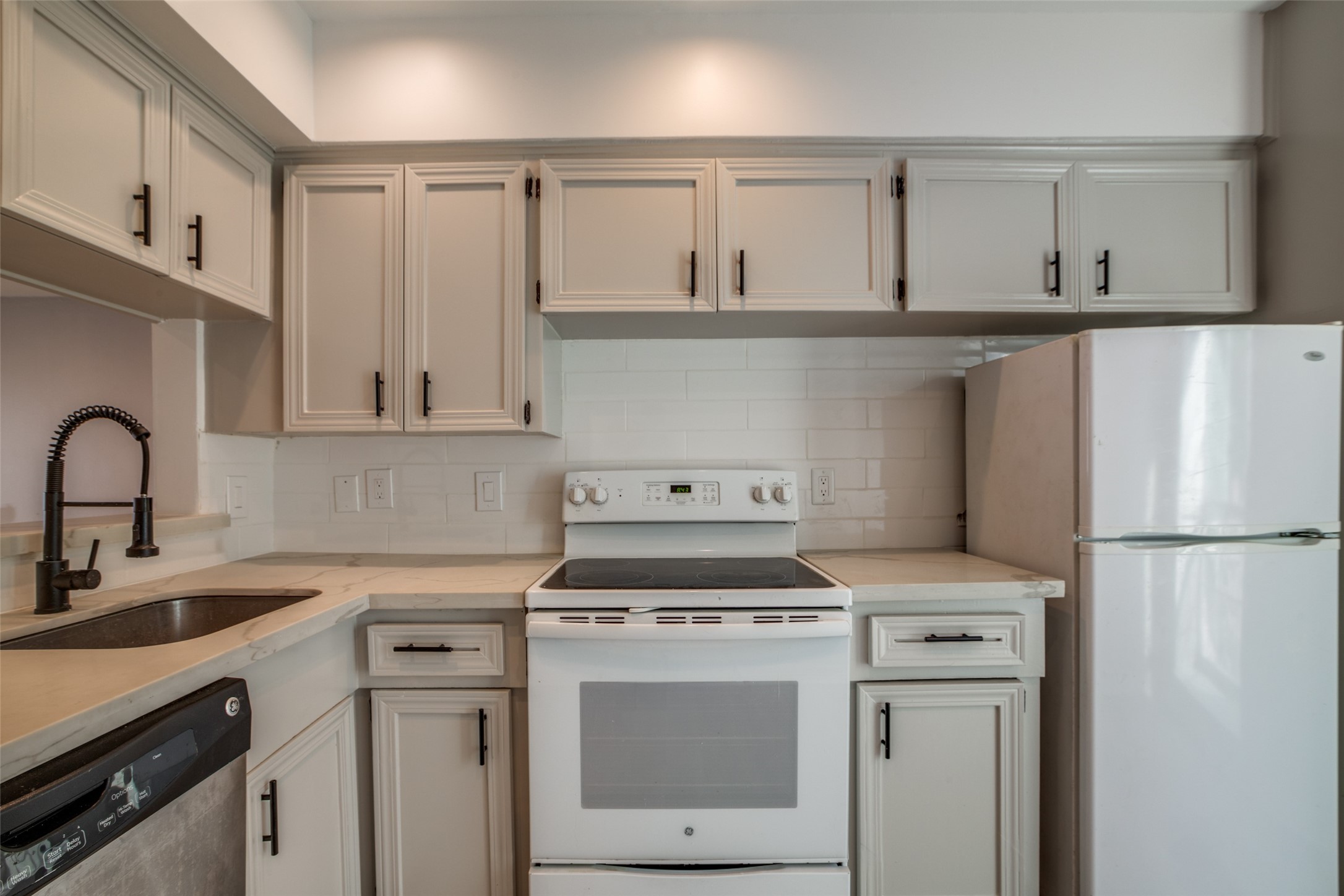 9025 Rue Cambon Street, Unit 66 Houston, TX 77074 - Photo 14 of 34