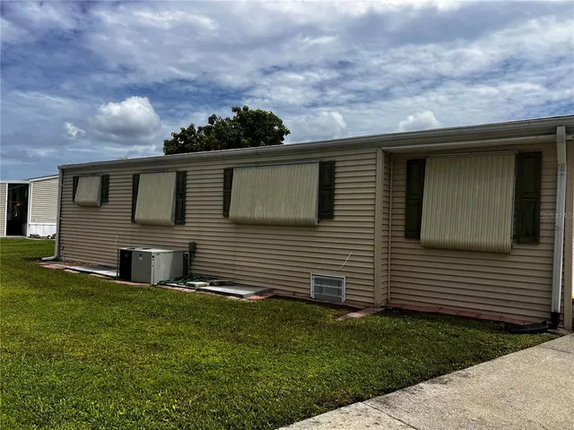 a front view of house with yard